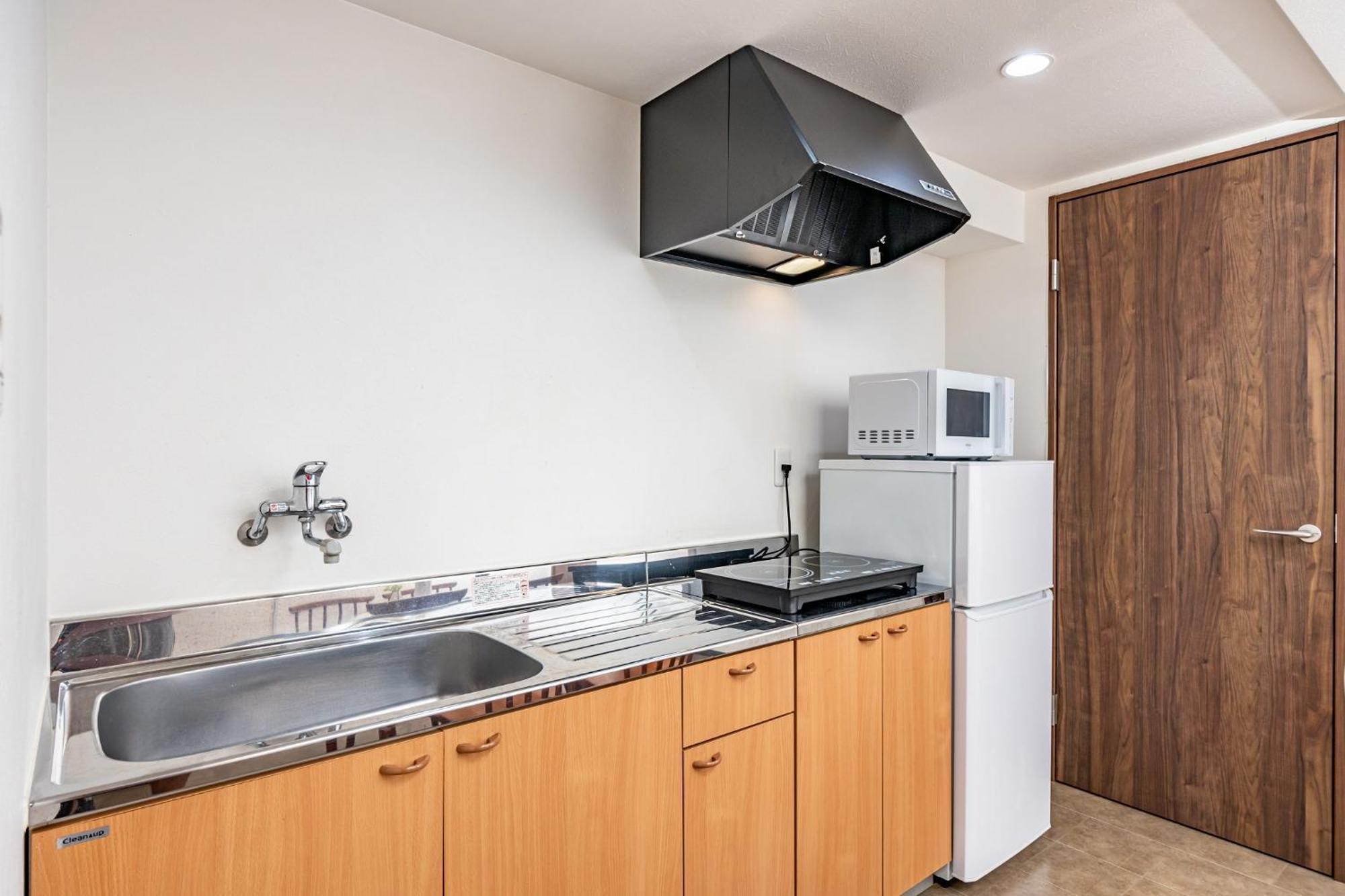 Bijou Suites Ten Осака Екстериор снимка