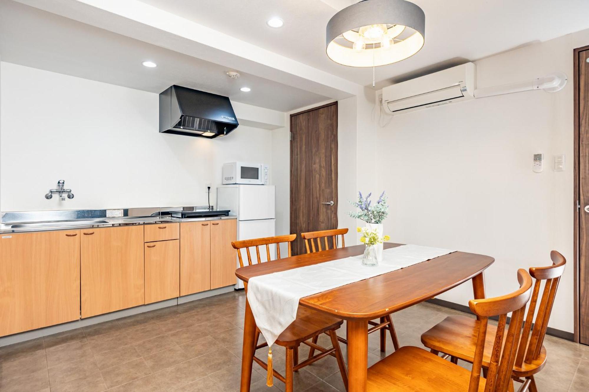 Bijou Suites Ten Осака Екстериор снимка